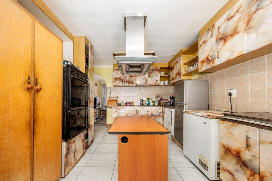 3 Bedroom Property for Sale in Hillcrest Heights Western Cape